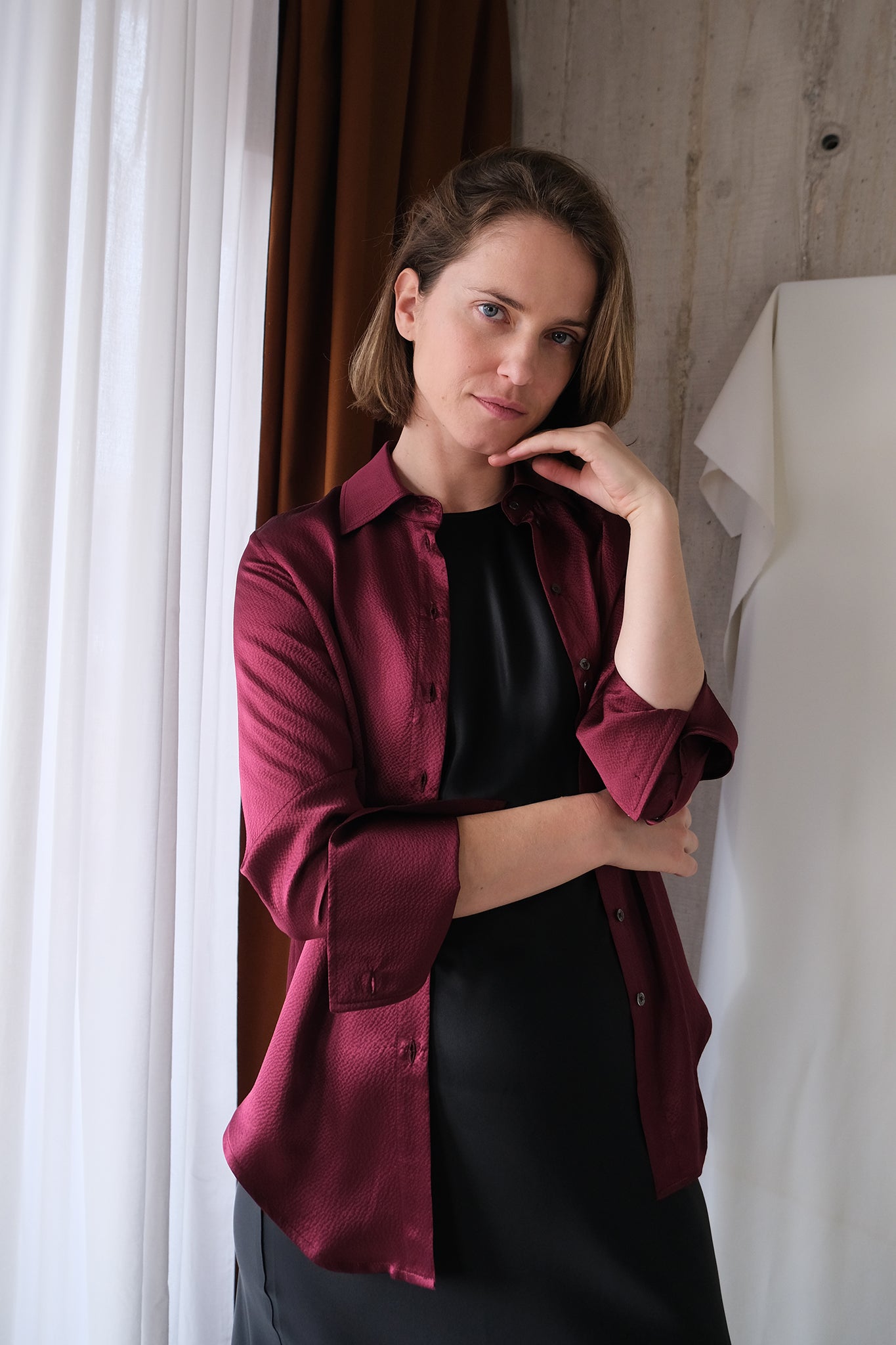 Signature Shirt in Burgundy Hammered Silk