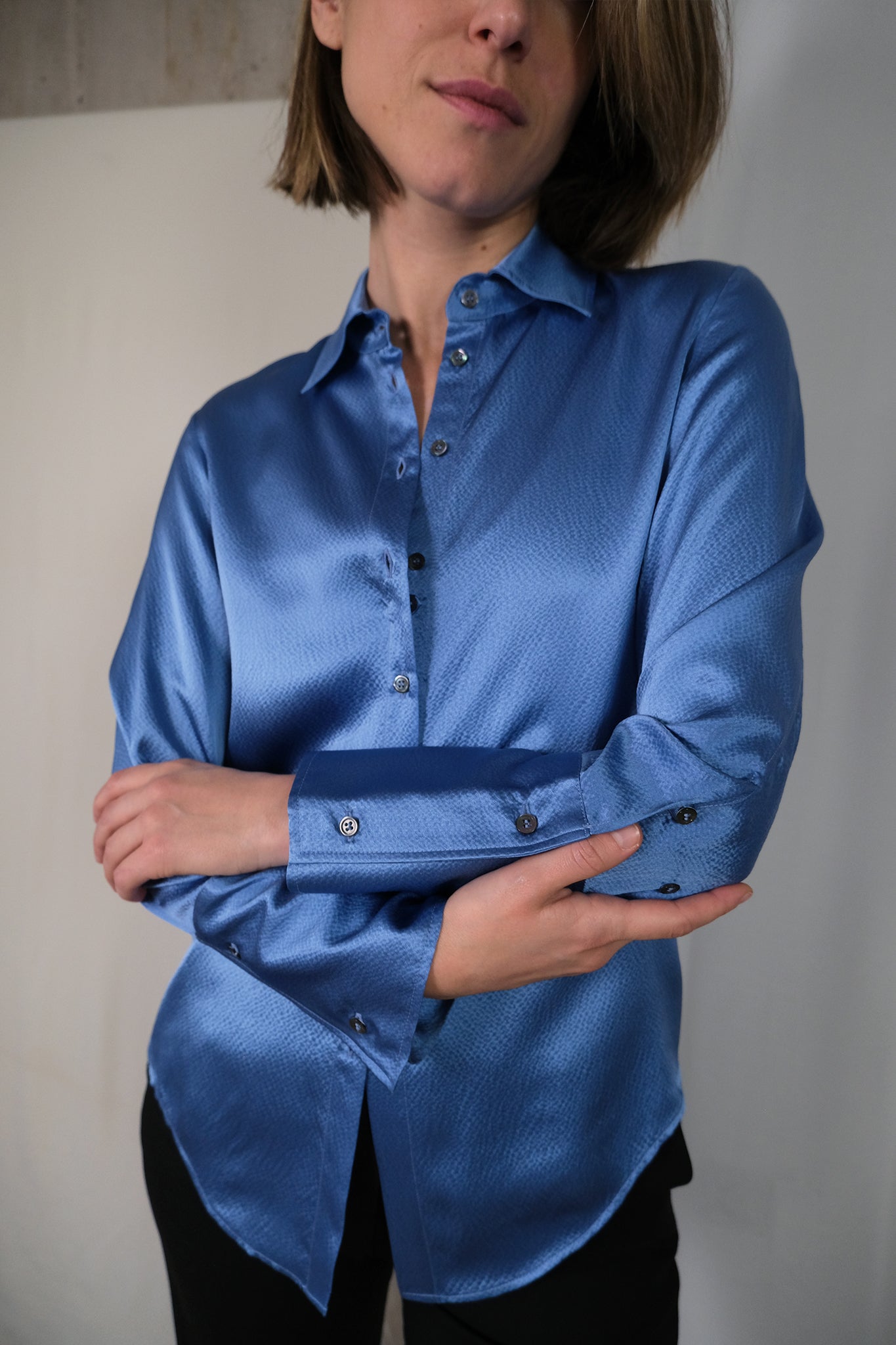 Signature Shirt in Azure Blue Hammered Silk