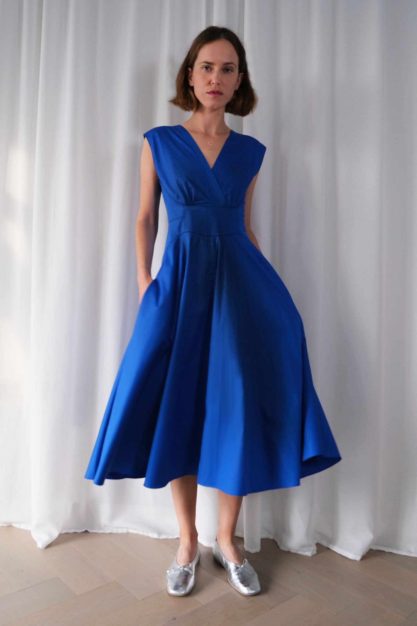The Silhouette Dress in Royal Blue Cotton Sateen – The Array
