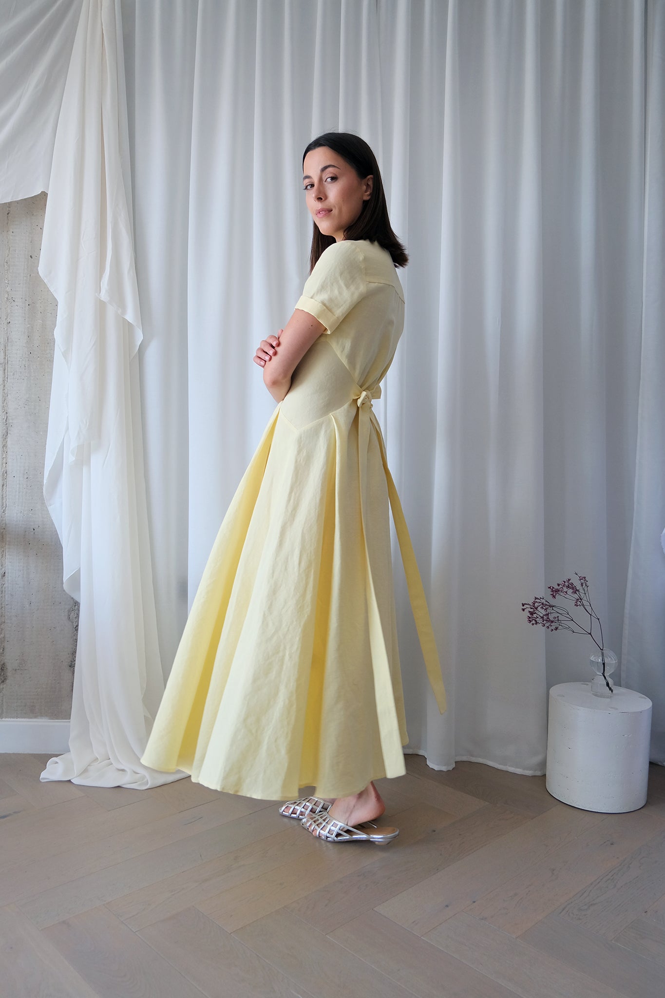 The Romanticist Short Sleeve Shirt Dress in Yellow Sun-Dried Cotton-Linen