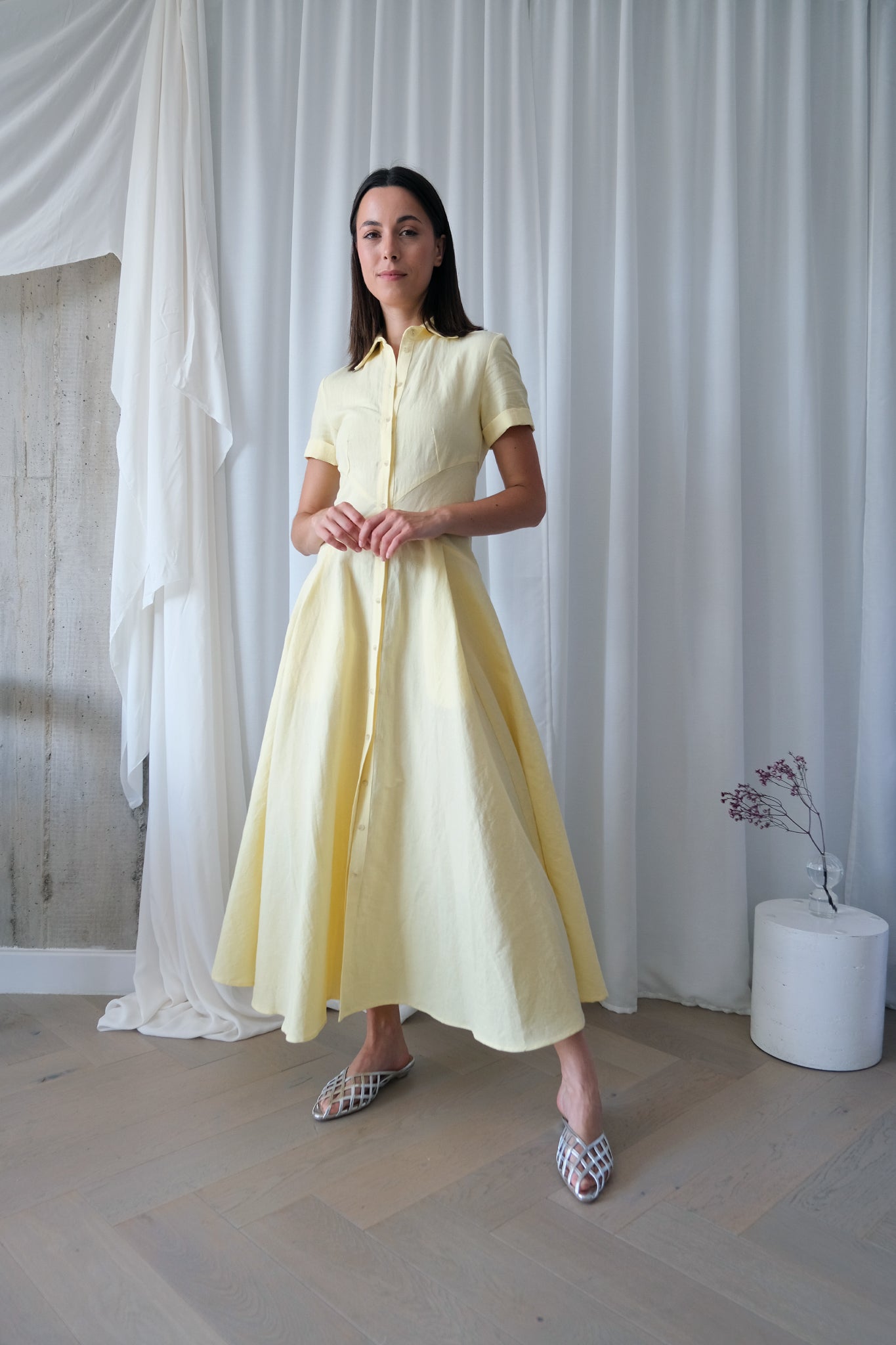 yellow linen shirt dress The Romanticist Short Sleeve in Sun-Dried Cotton-Li – The Array Diesel High Neck Dress There is linen and 07/02/25 Size:42 Short-36 Waist