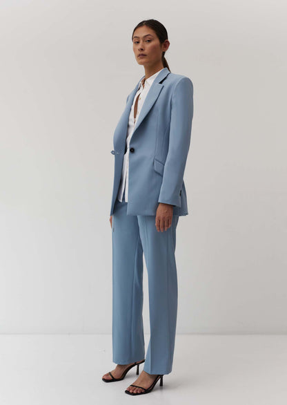 [ Pre-Order ] Signature Blazer in Wool-Stretch Suiting