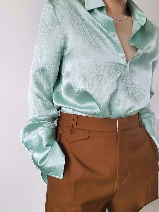 [ 1 ] Signature Shirt in Mint Hammered Silk